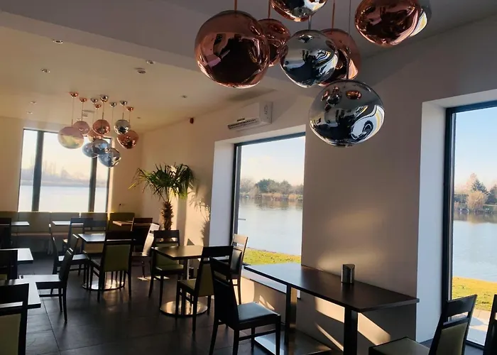 Bed & Breakfast Waterfront 4*