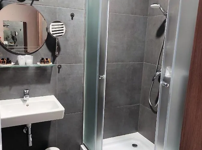 Waterfront Bed & Breakfast 4*